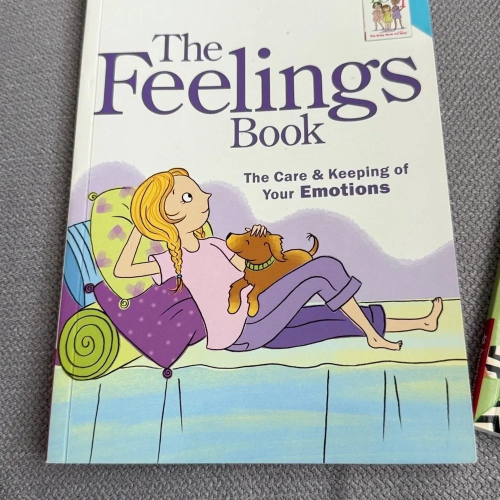 American Girl The Feelings Book and Friends Set Red, Green, Purple